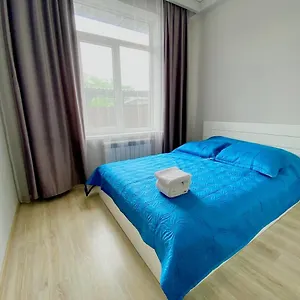 Cosy Flat In The City Center Алматы