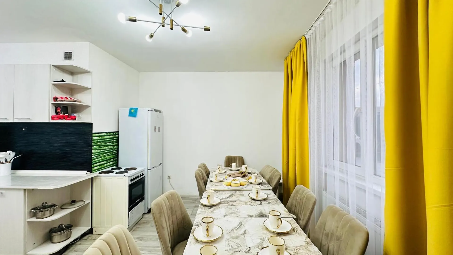 Квартира Для Большой Семьи Almaty Apartment