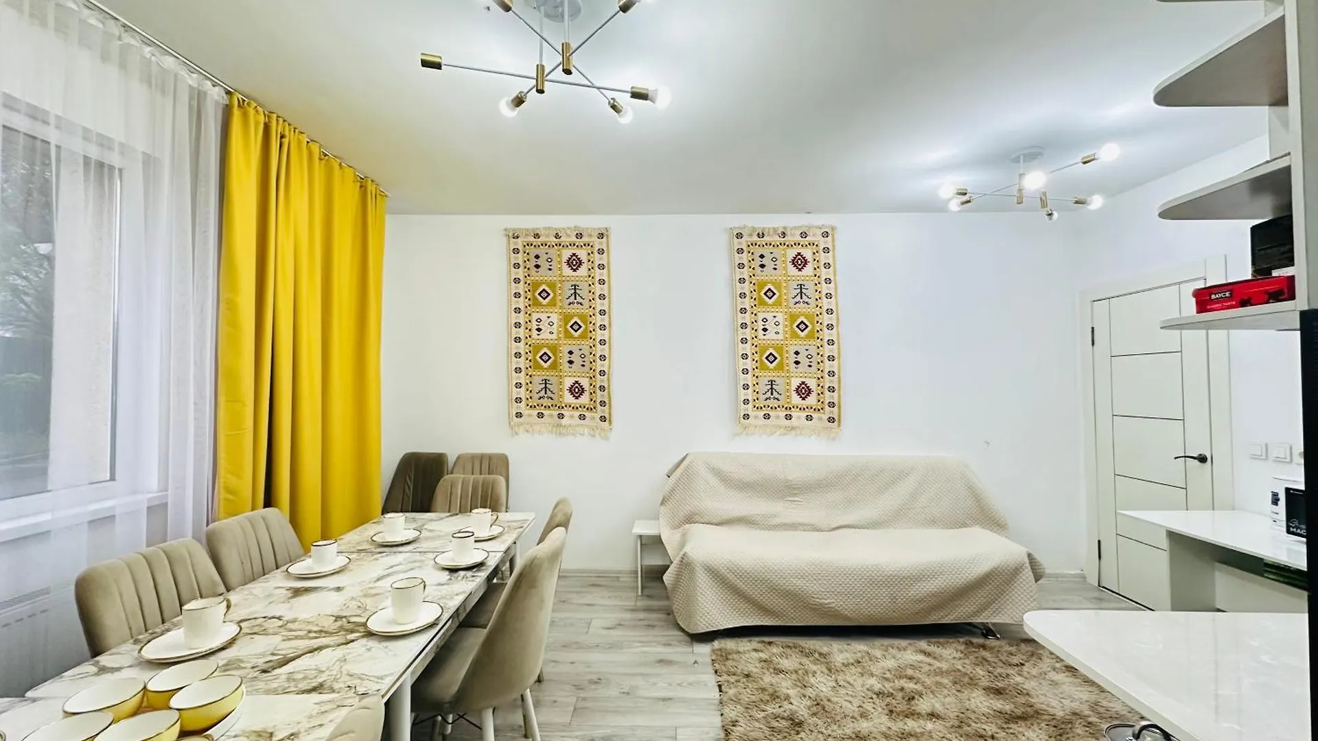 Apartment Квартира Для Большой Семьи Almaty